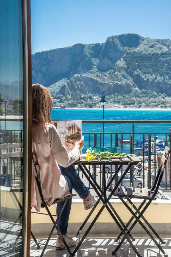 Casetta Vista Mare In Piazza A Mondello Palermo Zewnętrze zdjęcie
