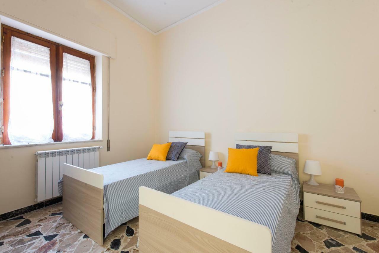 Casetta Vista Mare In Piazza A Mondello Palermo Zewnętrze zdjęcie