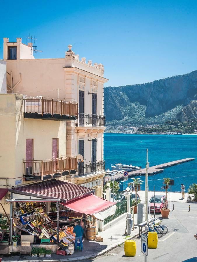 Casetta Vista Mare In Piazza A Mondello Palermo Zewnętrze zdjęcie
